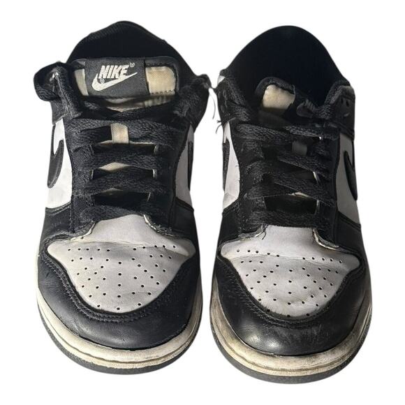 Nike Dunk Low Panda GS CW1590-100 Black White Size 1.5Y Boys Sneakers - Picture 3 of 8